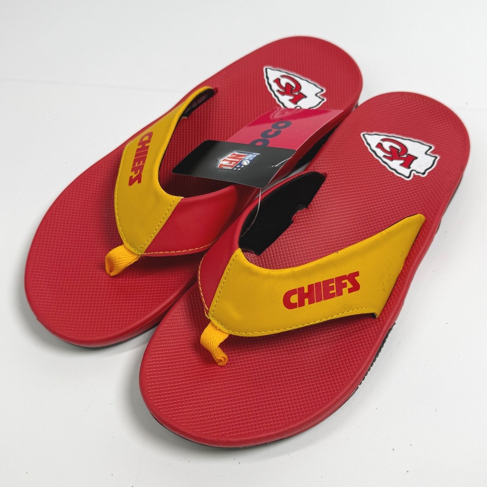 NWT FOCO NFL Kansas City Chiefs Mens Flip Flops Sandals Red Yellow Sz S 7-8 NEW